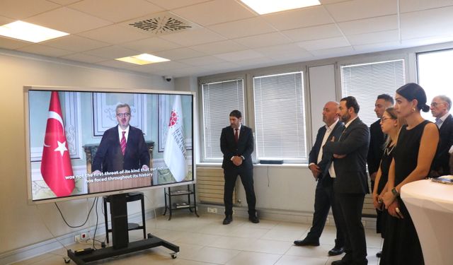 Paris'te '15 Temmuz Demokrasi ve Milli Birlik Günü' anma programı düzenlendi