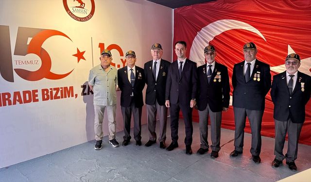 Samsun'da gaziler '15 Temmuz Demokrasi ve Milli Birlik Günü Anma Çadırı'nı ziyaret etti
