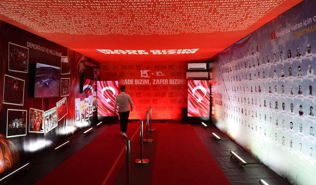 Şanlıurfa'da '15 Temmuz Demokrasi ve Milli Birlik Günü Anma Çadırı' ziyarete açıldı