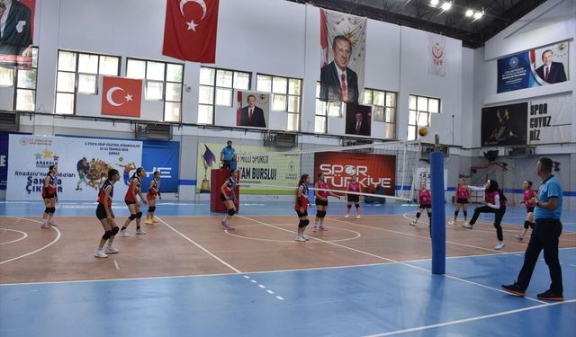 Şırnak'ta Anadolu Yıldızlar Ligi Voleybol Grup Müsabakaları sona erdi