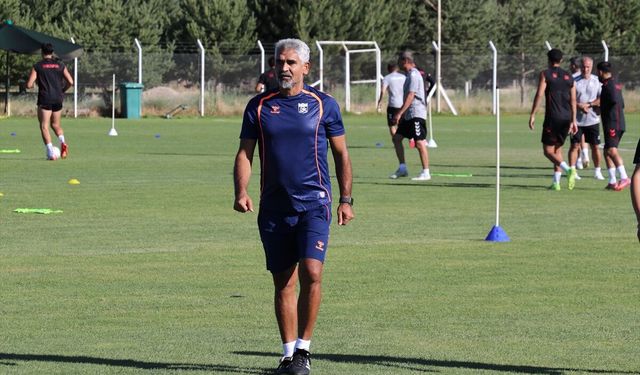Sivasspor Teknik Direktörü İsmet Taşdemir'den destek çağrısı: