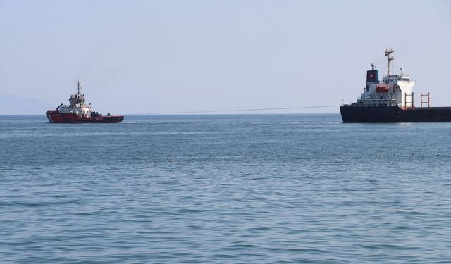 Tekirdağ'da karaya oturan gemiyi kurtarma çalışmalarına yarın devam edilecek
