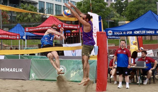 Uluslararası 2026 Bioderma Pro Beach Tour Voleybol Turnuvası'nın Trabzon etabı başladı