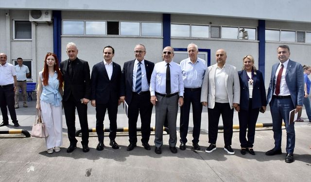 Zafer Partisi Genel Başkanı Özdağ, Ordu'da ziyaretlerde bulundu