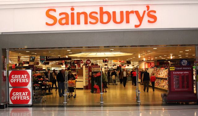 Sainsbury’s gençlere 10 bin iş fırsatı açıyor