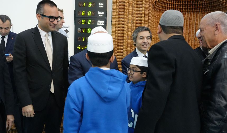 Kurban Bayramı İngiltere’de Coşkuyla Kutlanıyor