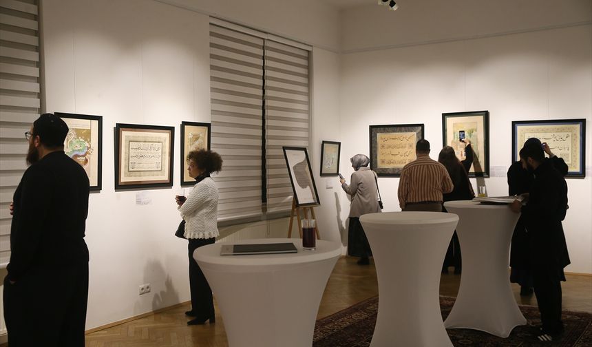 Viyana'da 'Mesnevi'den Hikayeler' gelenekli sanatlar sergisi açıldı