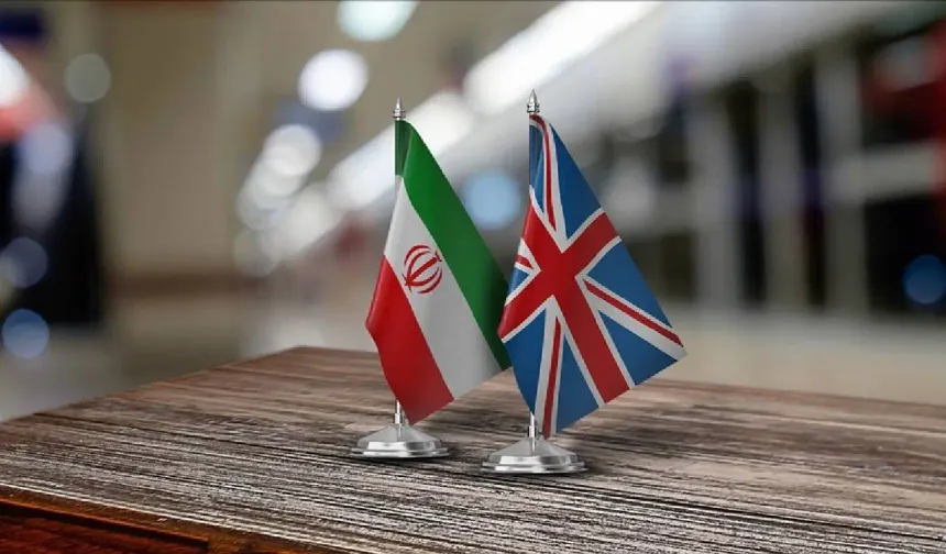 İngiltere'nin Tahran Büyükelçiliği geçici olarak kapatıldı