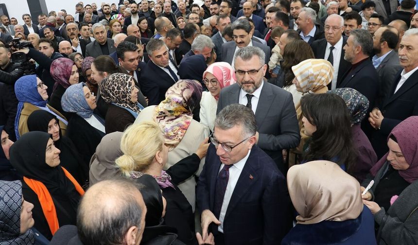 AK Parti Grup Başkanı Güler, Sivas'ta partisinin bayramlaşma programında konuştu: