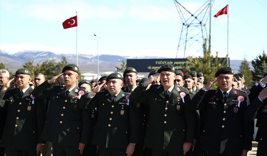 Diyarbakır ve çevre illerde Çanakkale Deniz Zaferi'nin 111. yıl dönümü kutlandı
