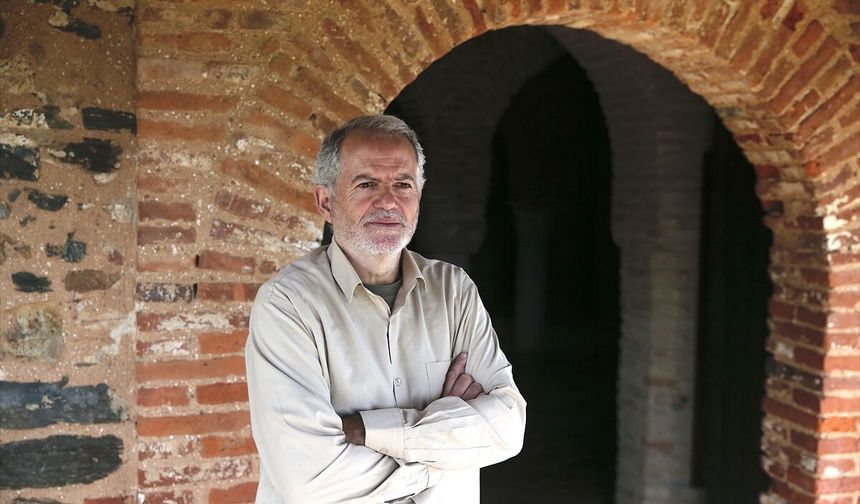 Müslüman olan İspanyol Rafael Hernandez, at sırtında Endülüs'ten Mekke'ye giderek 'sözünü' tuttu