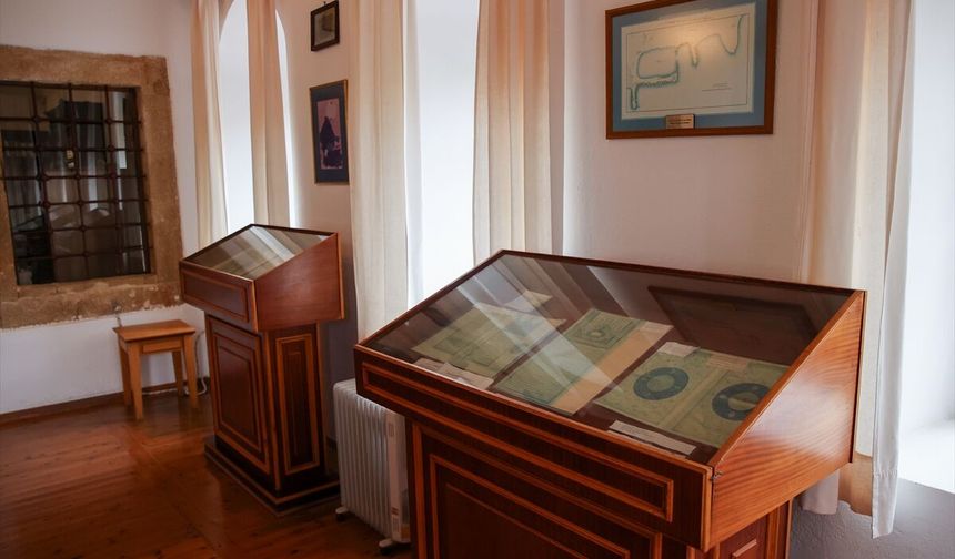 Rodos'taki Hafız Ahmed Ağa Kütüphanesi, Osmanlı dönemine ait yazma eserleriyle öne çıkıyor