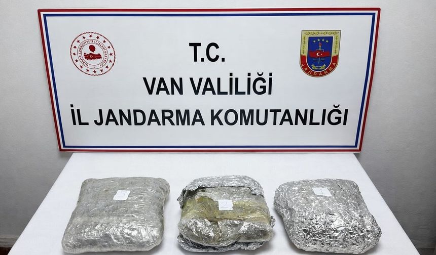 Van'da 4 kilo 60 gram uyuşturucu ele geçirildi