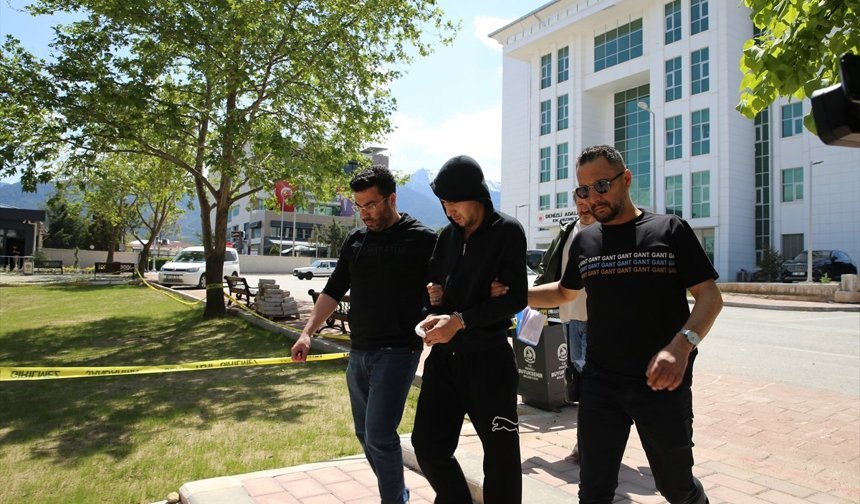 Denizli'de tartıştığı arkadaşını bıçakla öldüren zanlı tutuklandı