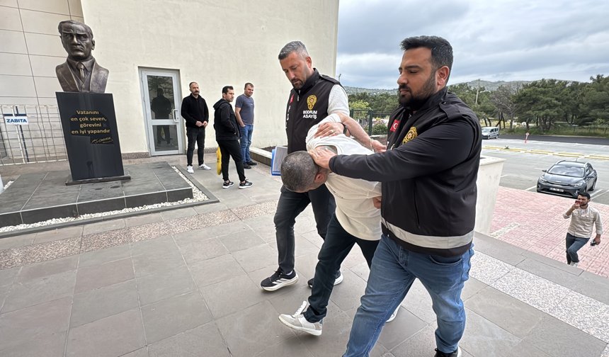 GÜNCELLEME - Muğla'da eski kız arkadaşını bıçakla yaraladığı iddiasıyla yakalanan zanlı tutuklandı