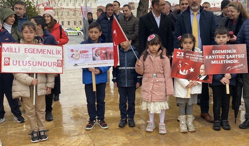 Kayseri ve çevre illerde 23 Nisan Ulusal Egemenlik ve Çocuk Bayramı kutlandı