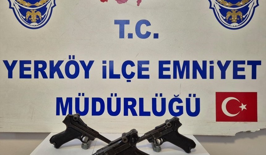 Yozgat'ta ruhsatsız silah taşıyan 2 zanlı gözaltına alındı