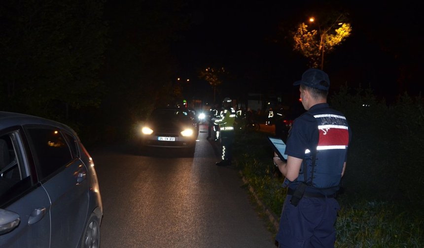 Bursa'da trafik denetimlerinde 500 bin lira ceza kesildi
