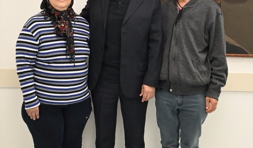 Denizli'de iç organları ters yönde olan akciğer kanseri hastası ameliyatla iyileşti