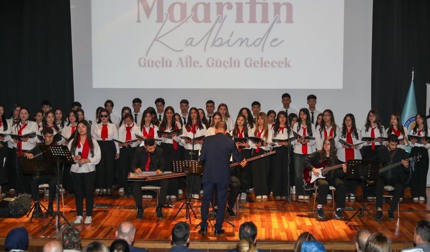 Diyarbakır'da 'Maarifin Kalbinde Güçlü Aile, Güçlü Gelecek' programı düzenlendi
