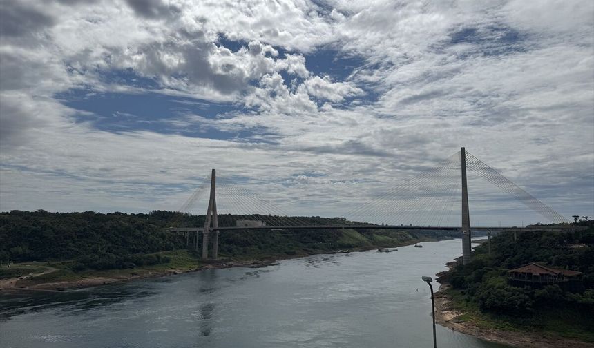 Güney Amerika'da 3 ülkeyi birbirinden ayıran sınır: Parana Nehri
