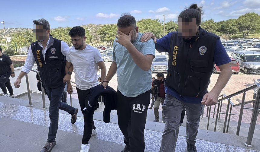 Muğla'da çocuk istismarı içerikleri satın aldığı iddiasıyla yakalanan 8 zanlıdan 2'si tutuklandı