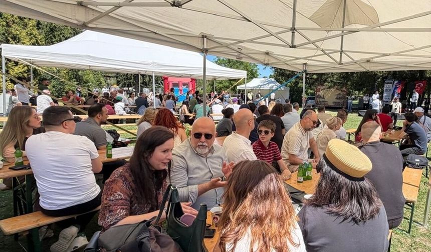 Slovakya'da Türkleri buluşturan 'Anadolu Festivali Slovakya' etkinliği düzenlendi