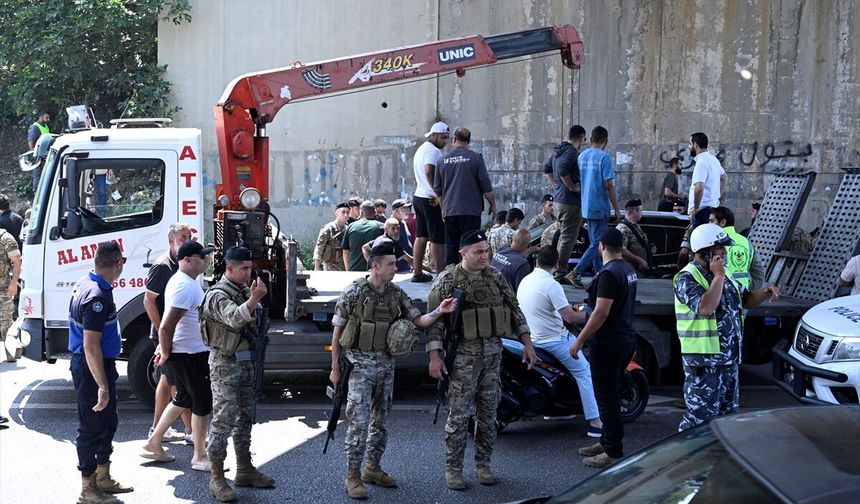 İsrail ordusu ateşkese rağmen Beyrut yakınlarında bir aracı İHA'yla hedef aldı