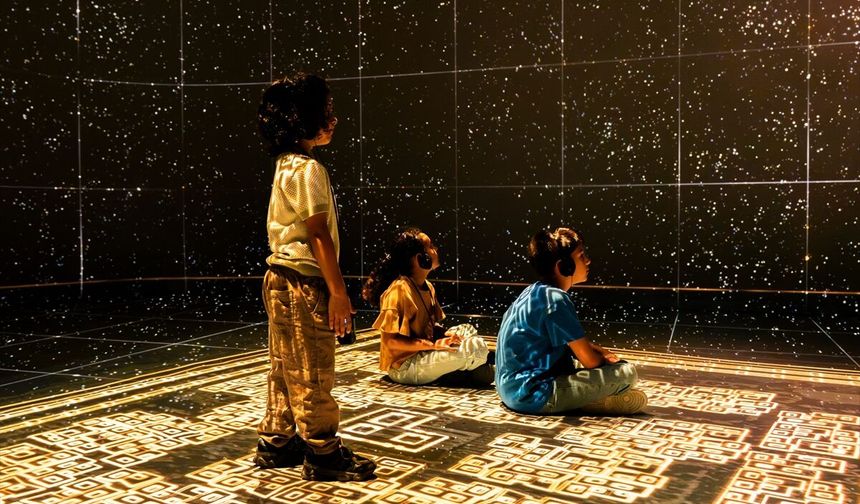 "Timewalk Exhibition" adlı sergi Londra'da açıldı