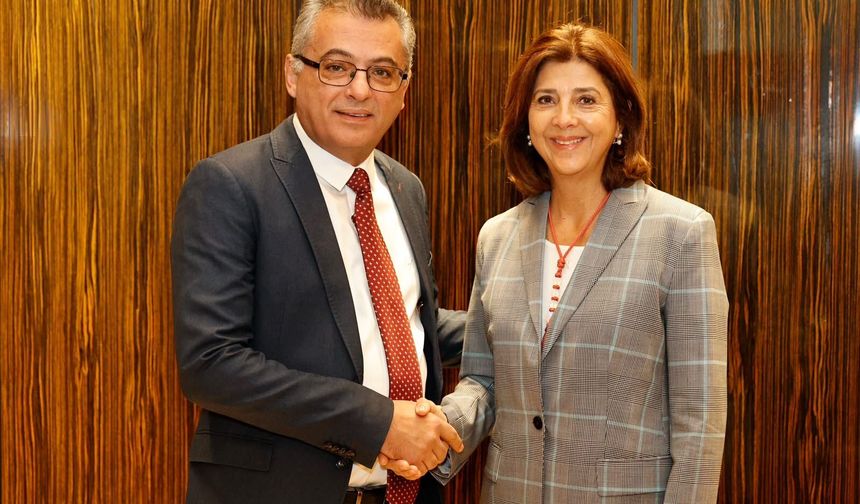 Erhürman, BM’nin Kıbrıs Özel Temsilcisi Holguin ile görüştü