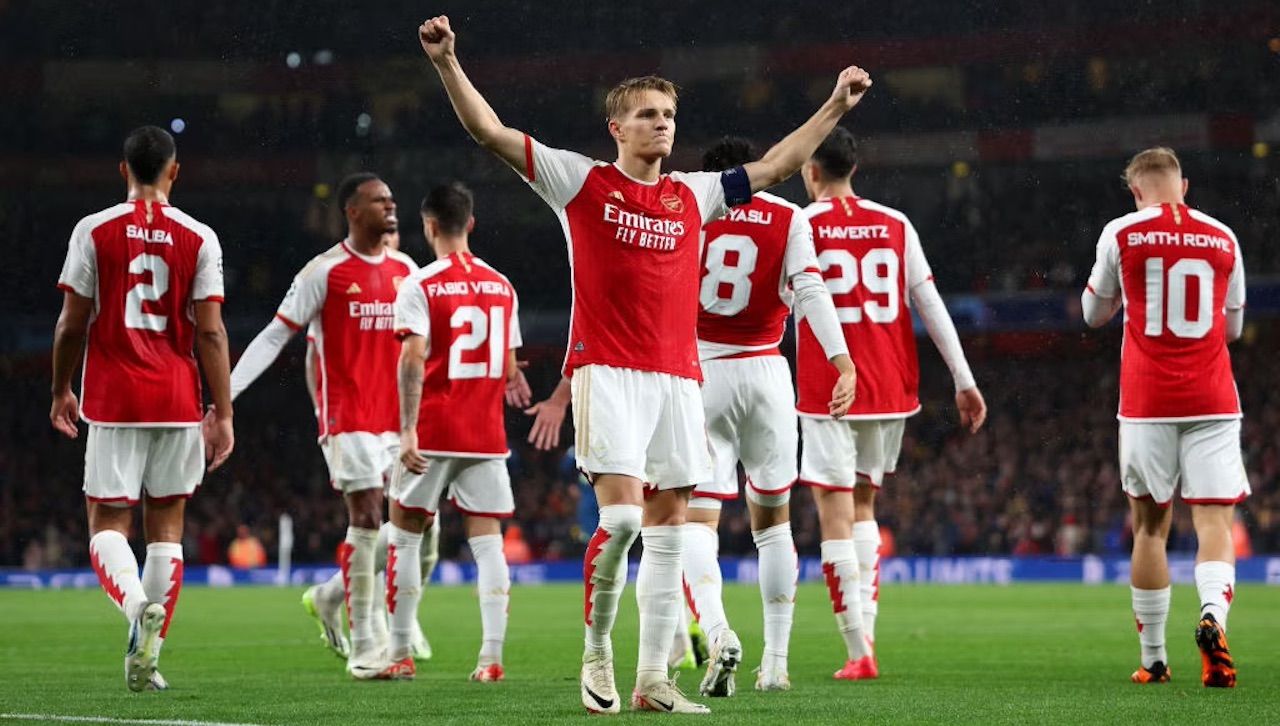 Arsenal, Premier Lig'e gövde gösterisiyle başladı