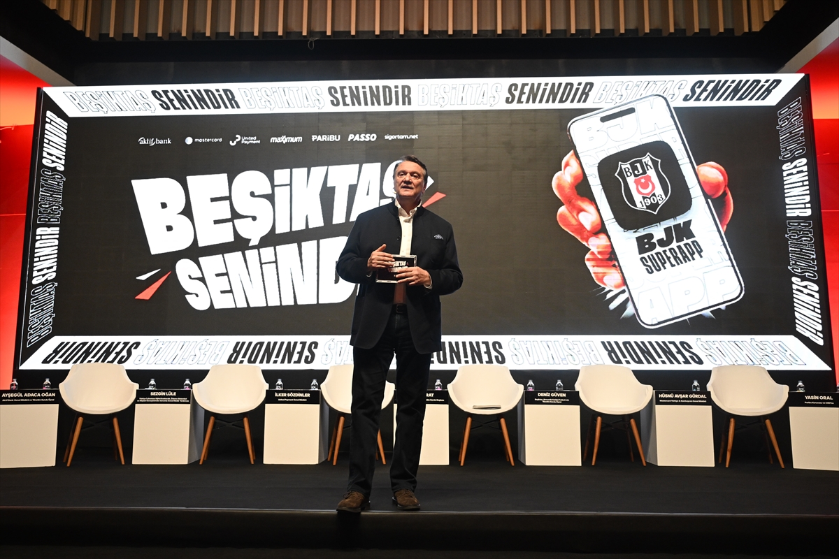 Beşiktaş Kulübünün resmi uygulaması "BJK SuperApp" tanıtıldı