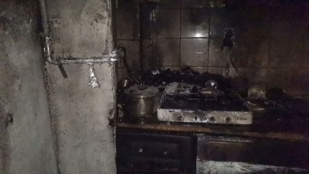 Bursa'da ocakta unutulan yemek yangına sebep oldu