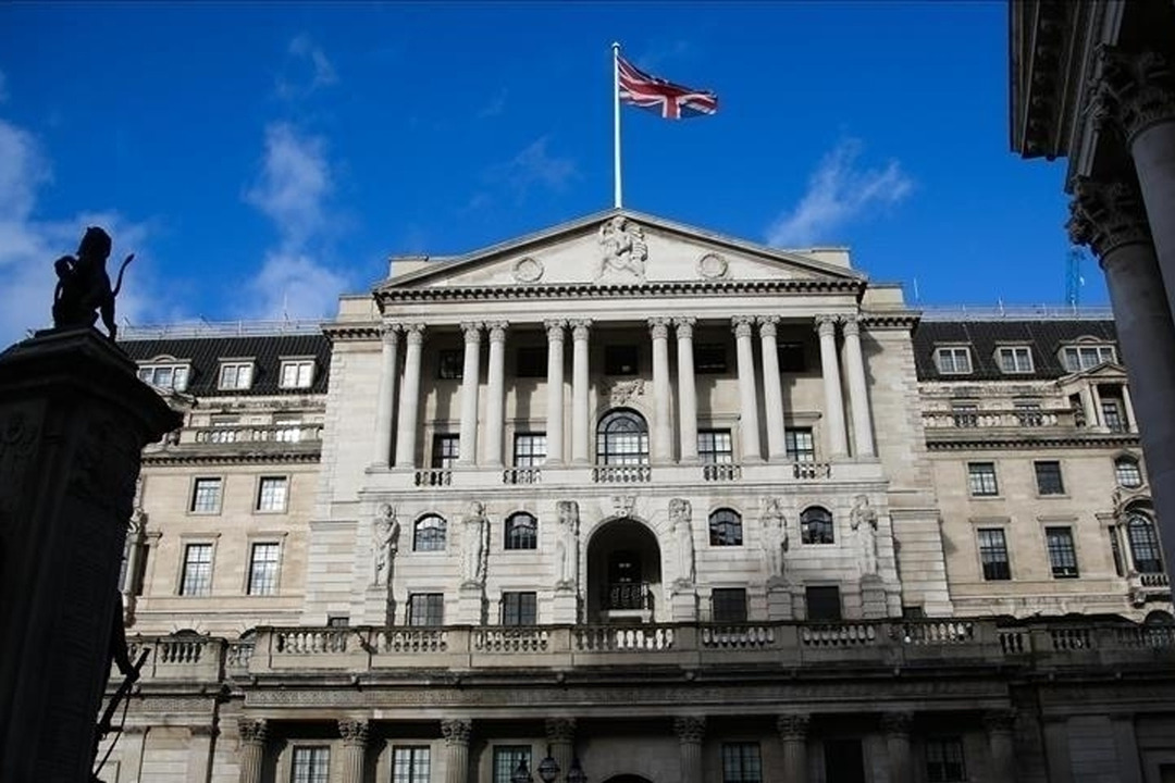 İngiltere ekonomisi Kasım 2025'te yüzde 0,3 ile beklentilerin üzerinde büyüdü