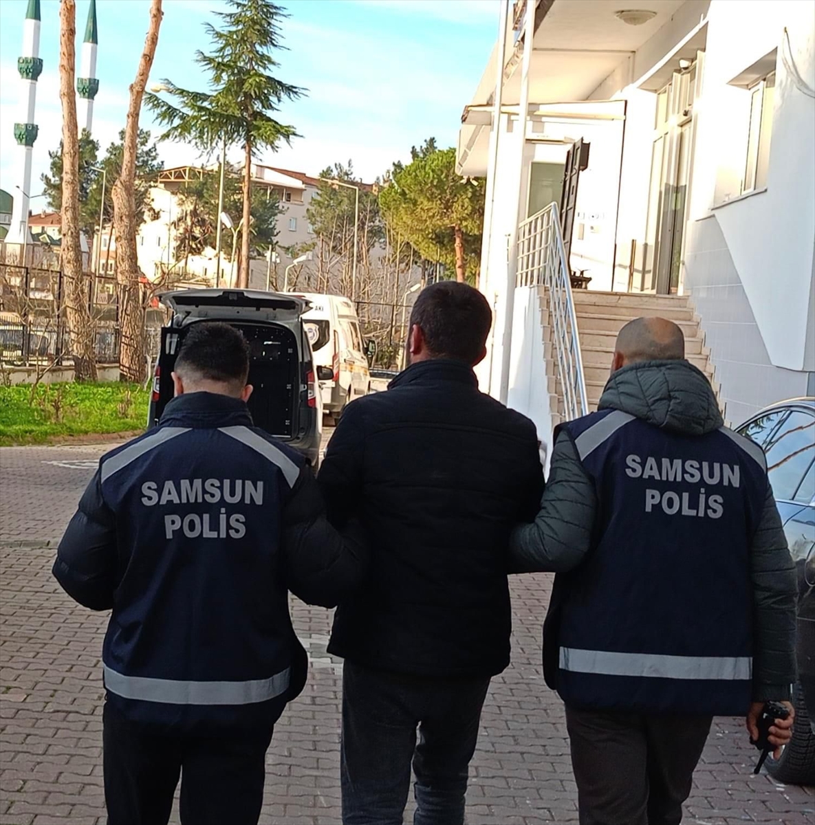 Samsun'da 23 yıl 7 ay hapis cezası bulunan firari hükümlü yakalandı