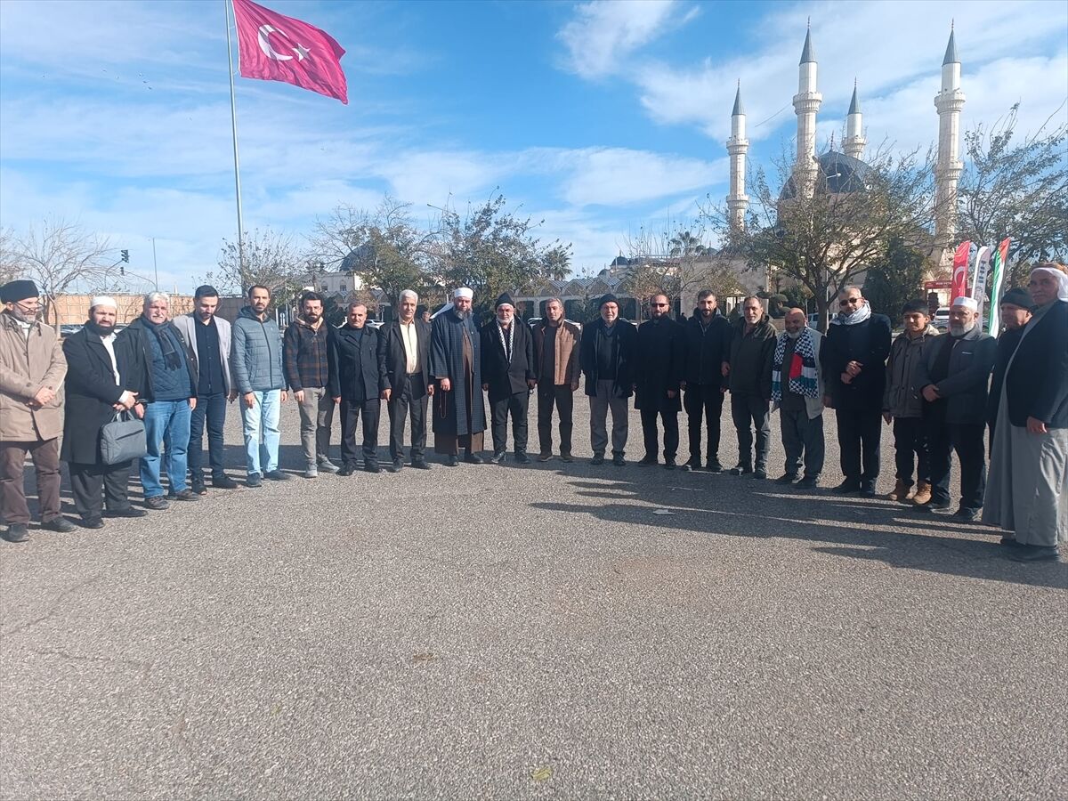 Şanlıurfa'dan Gazze'ye 6 tır insani yardım malzemesi gönderildi