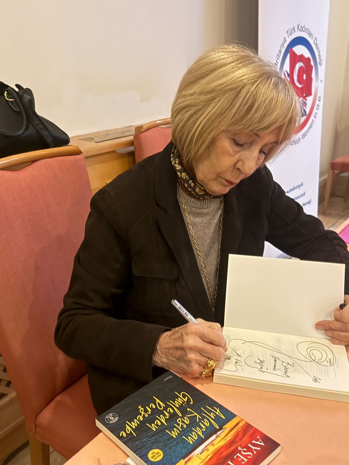 627551770 18554485456018504 6289108433670504558 N