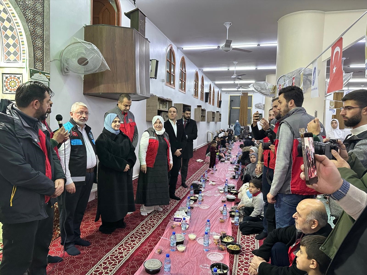 AK Parti Yerel Yönetimler Başkanlığı Balkanlar, Suriye ve Gazze'de iftar sofraları kurdu