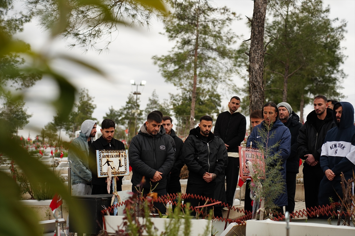 Akedaş Kahramanmaraş İstiklalspor Kulübü, depremde hayatını kaybeden sporcularını unutmadı