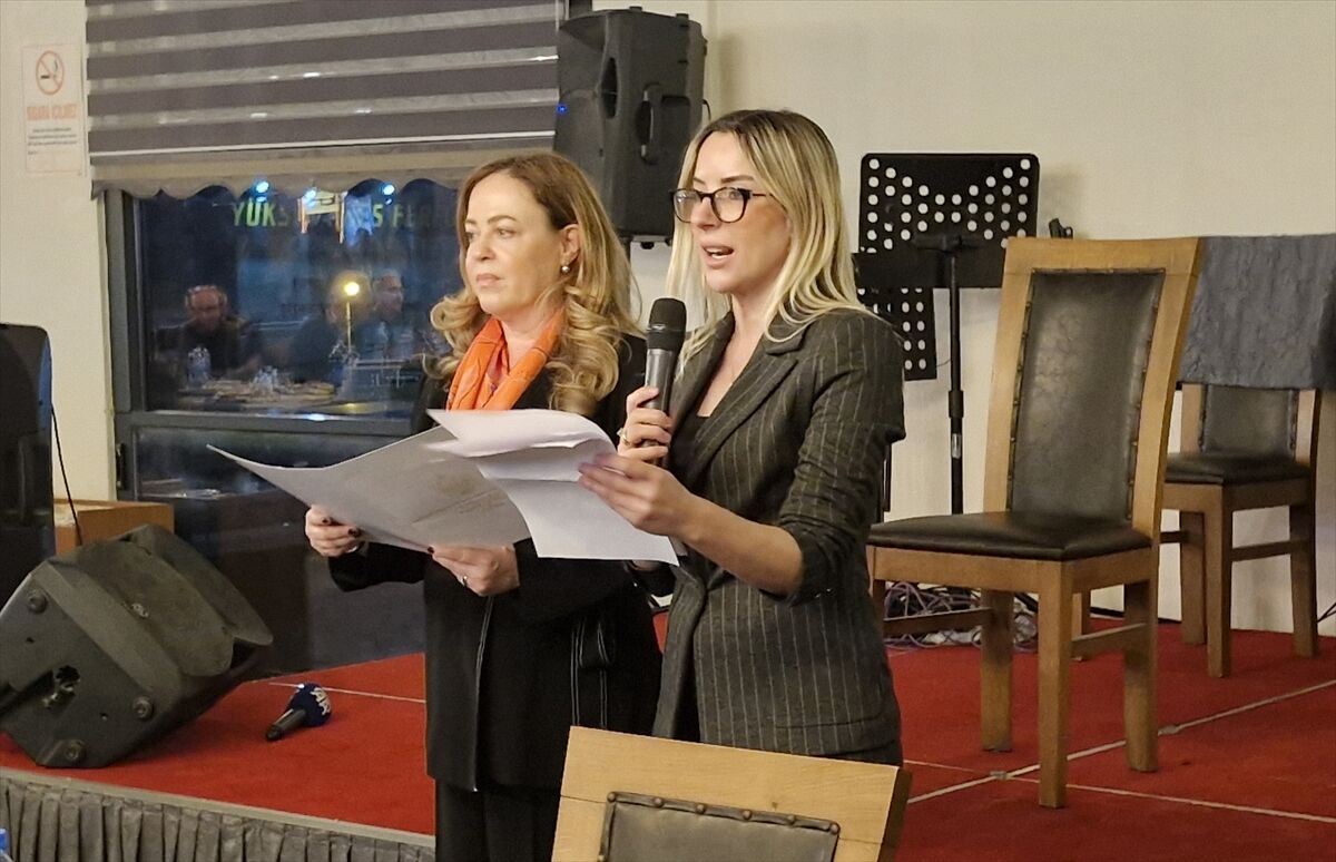 Arnavutluk'un Ankara Büyükelçisi Kadzadej, Hatay'da depremzedelerle iftar yaptı