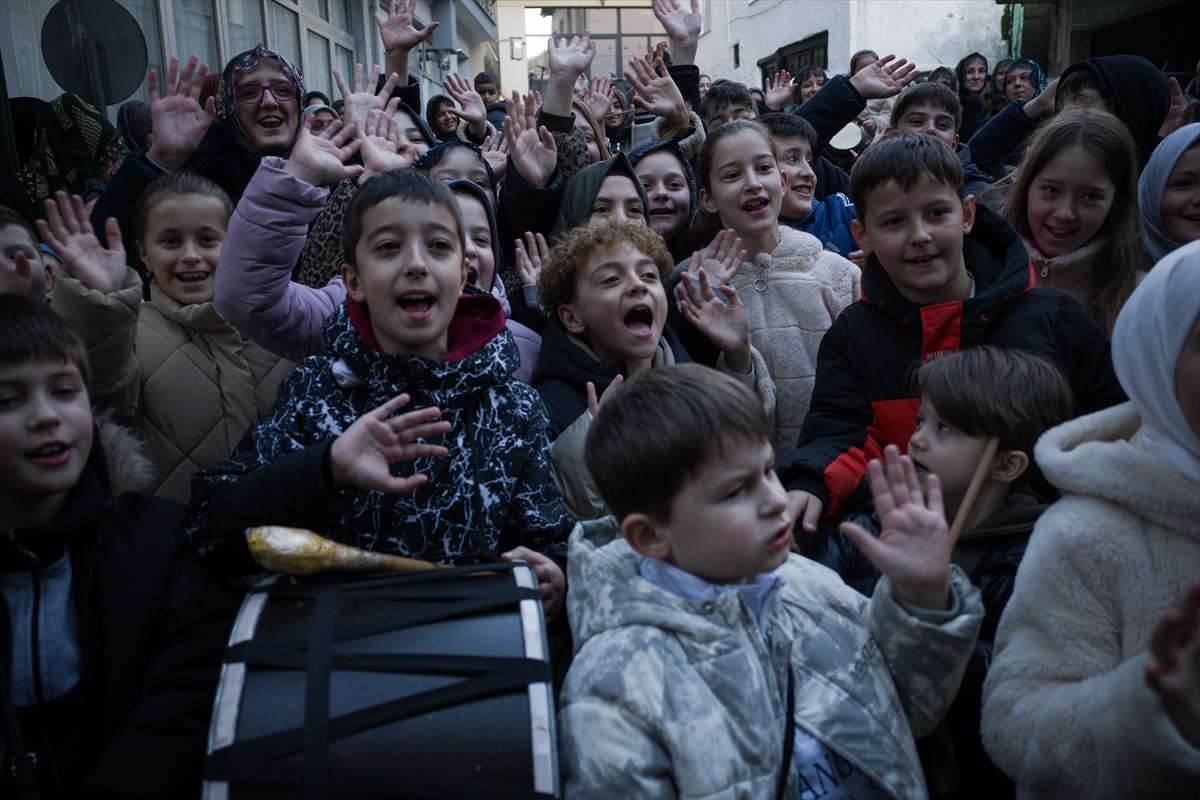Batı Trakya'da ramazan asırlık davul geleneğiyle karşılandı