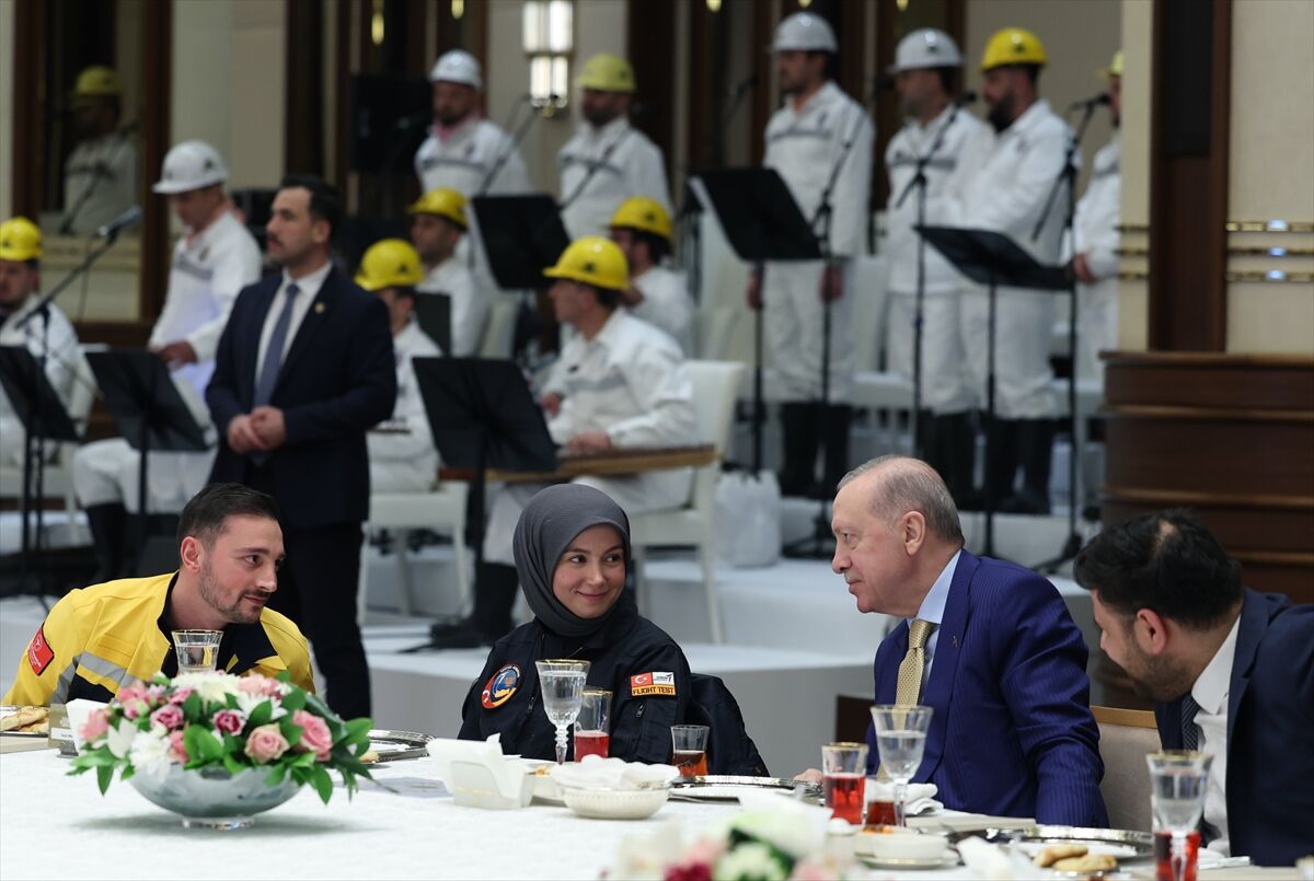 Cumhurbaşkanı Erdoğan, 'Emek Sofrası Buluşması' iftar programında konuştu: (2)