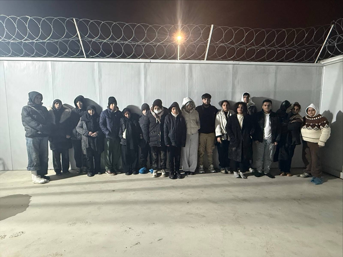 Edirne'de 18 düzensiz göçmen yakalandı