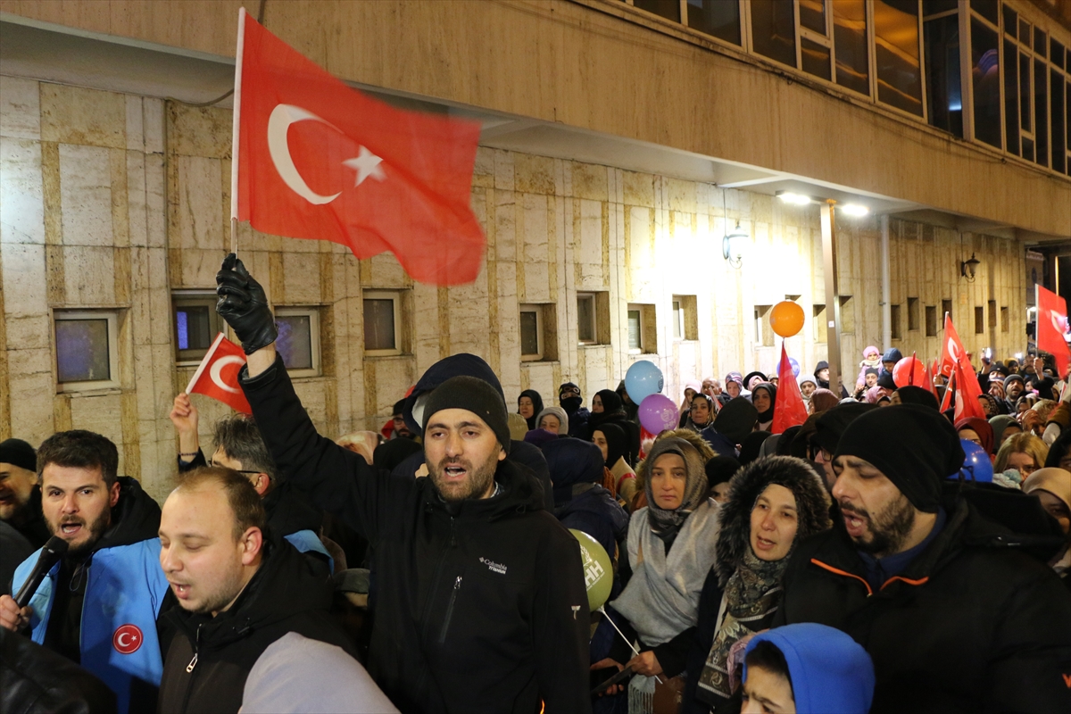 Eskişehir'de 'Ramazan Fener Alayı' yürüyüşü düzenlendi