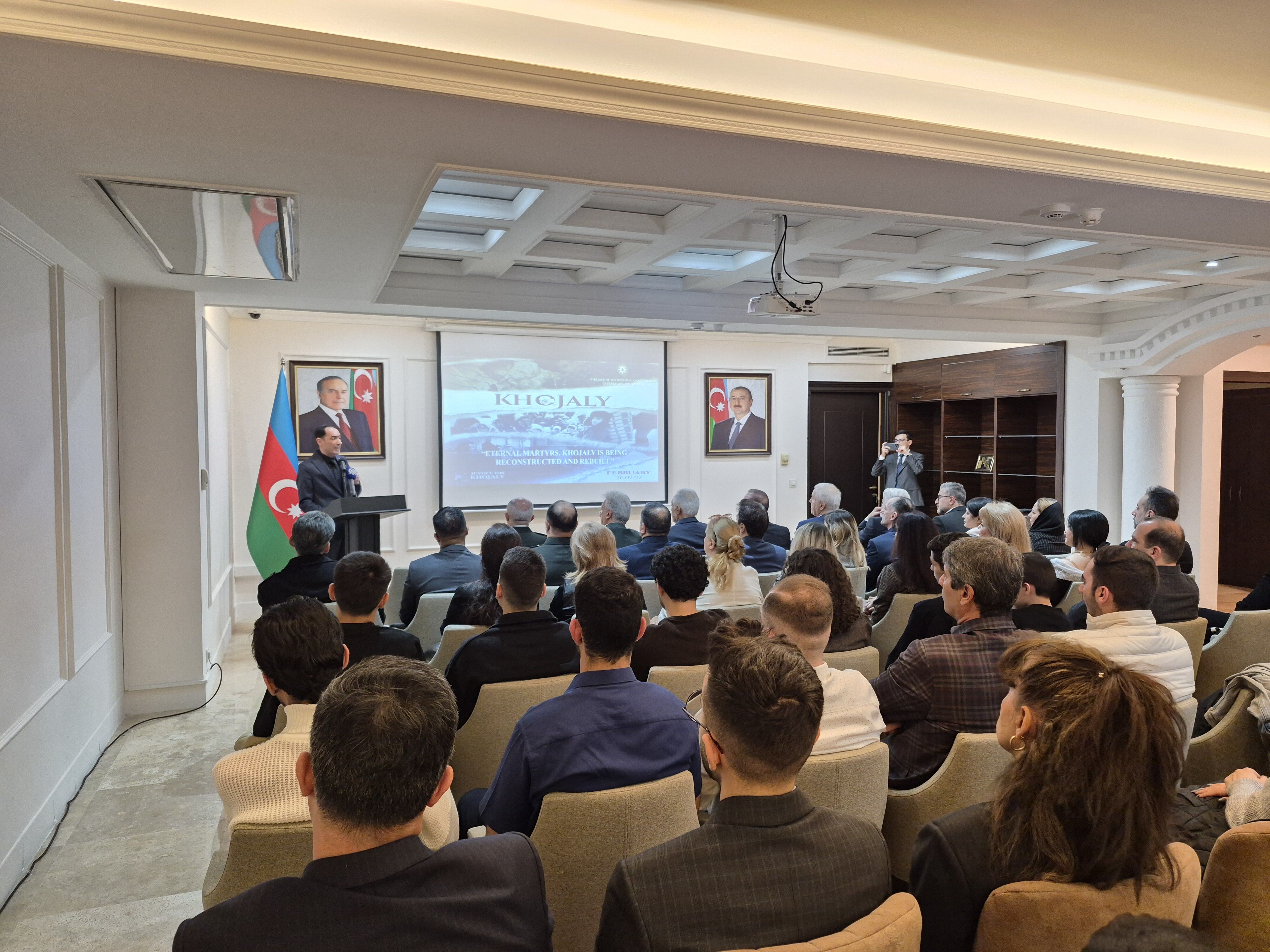 Hocalı Katliamı kurbanları, Azerbaycan'ın Tahran Büyükelçiliği'nde anıldı