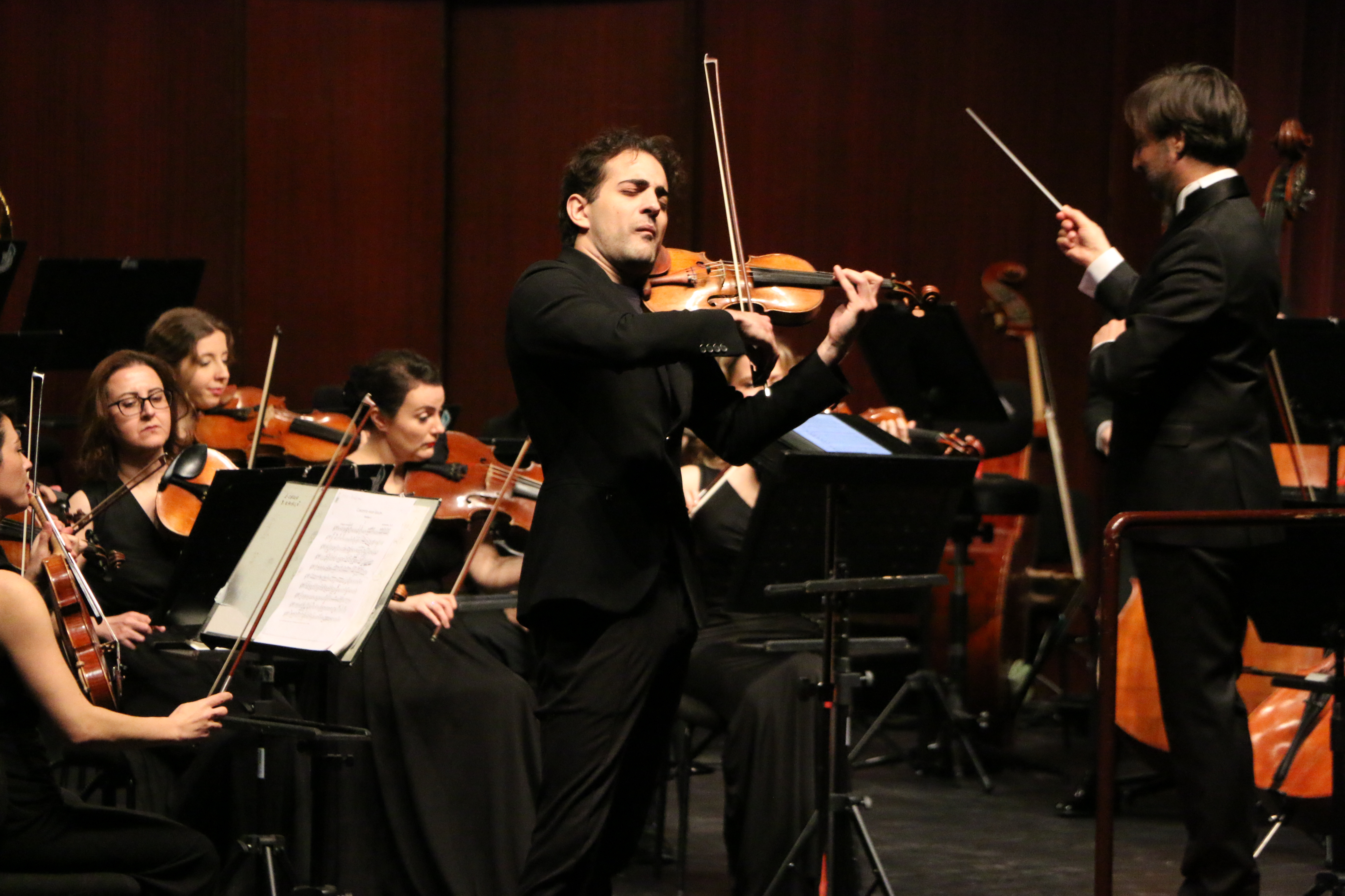 Keman virtüözü Ganiyev'den 6 Şubat depremlerinde hayatını kaybedenler anısına Eskişehir'de konser