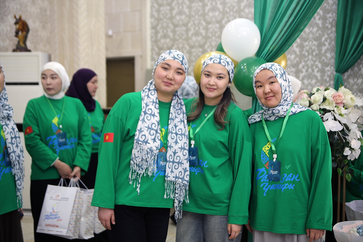 Kırgızistan'da 10. Geleneksel İftar Sofrası kuruldu