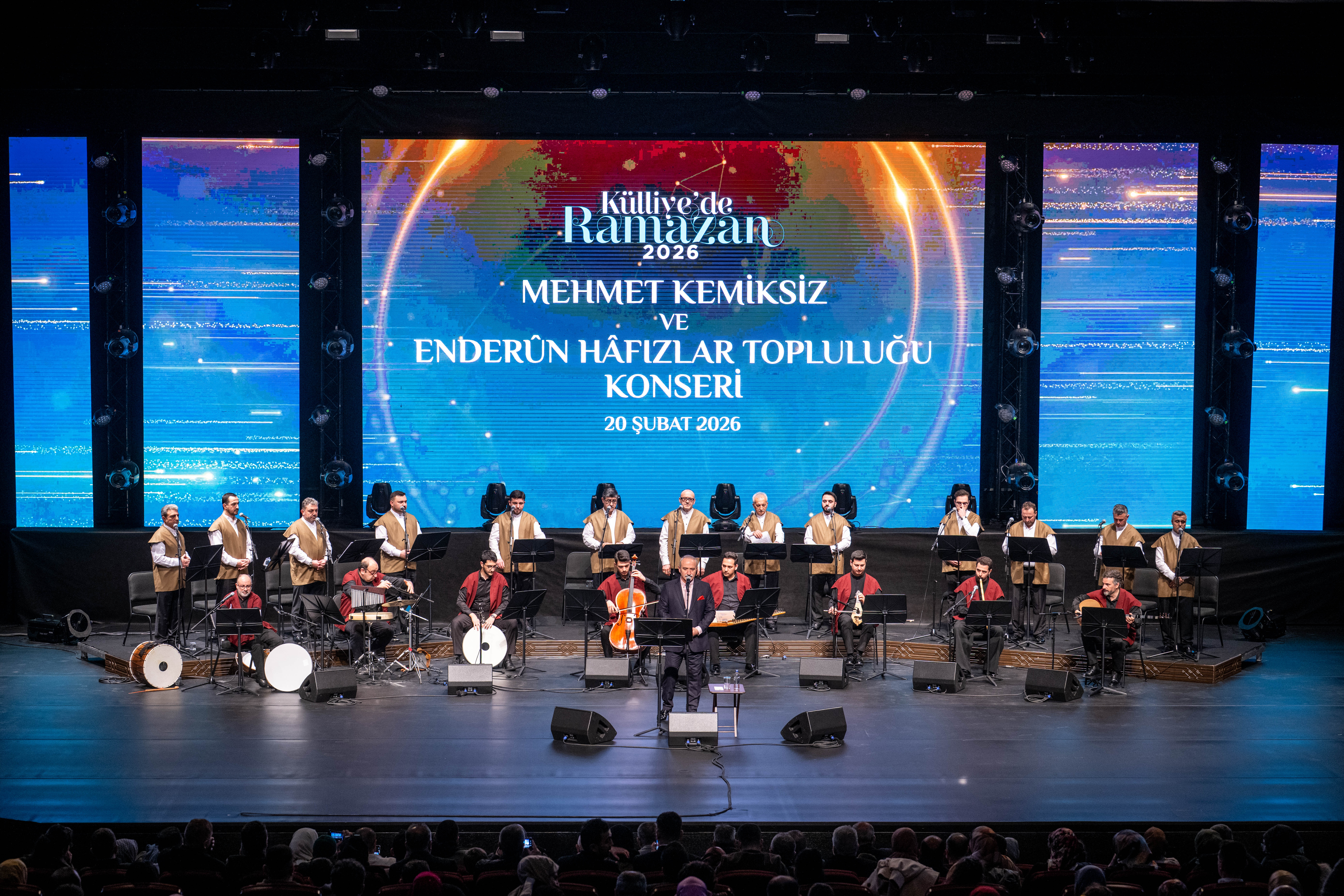 'Külliye'de Ramazan' etkinliklerinde Mehmet Kemiksiz ve Enderun Hafızlar Topluluğu konser verdi