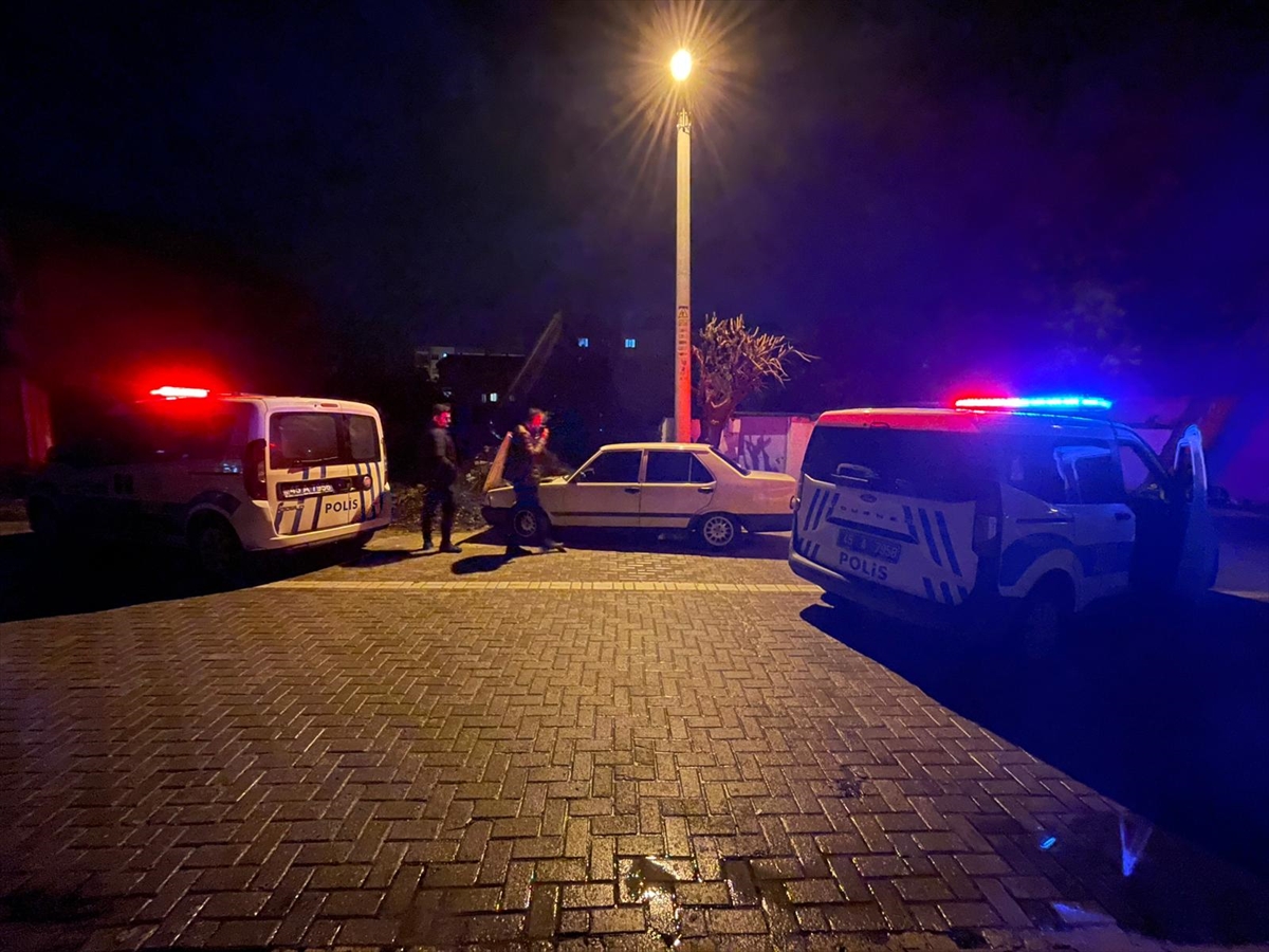 Manisa'da kovalamaca sonucu uyuşturucuyla yakalanan şüpheli tutuklandı