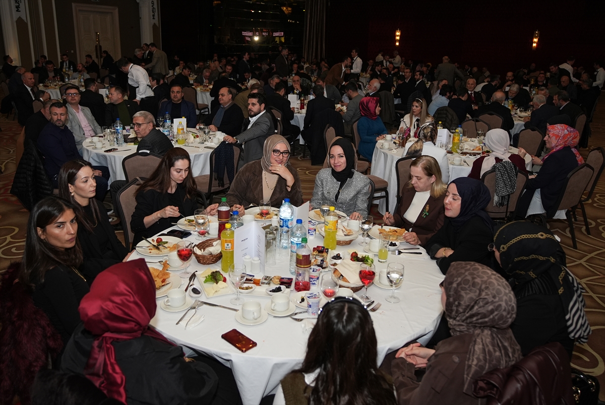 MÜSİAD İzmir Şubesince iftar programı gerçekleştirildi